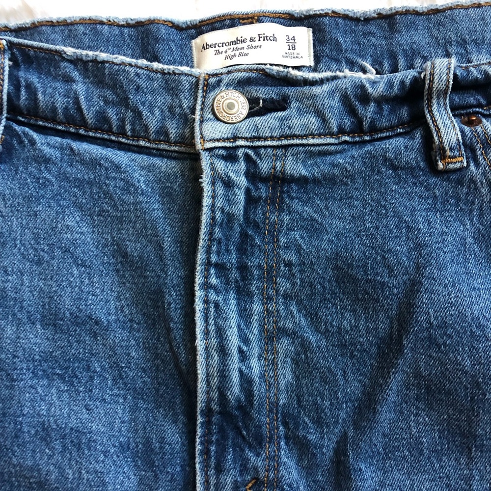 Abercrombie & Fitch Dark Blue Denim Frayed/Distressed Shorts - Picture 3 of 9